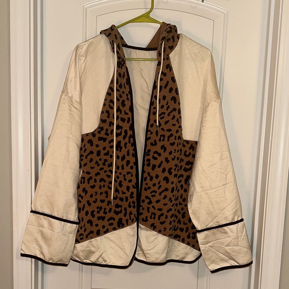 Leopard Panel Hooded Jacket in Cream and Brown